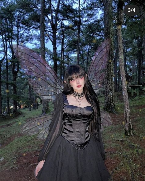 Fairy Costume Ideas For Women, Easy Fairy Costume, Fairy Wings White, Dark Fairy Outfit, Fairy Costume Ideas, Chasing Daisies, Fairy Costume Aesthetic, Dark Fairy Costume, Woodland Fairy Costume