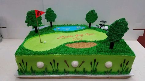 Golf themed cake, with chocolate trees, golf balls, buttercream grass, water, and sand pit Golf Themed Cakes, Golf Birthday Cakes, Chocolate Tree, Harry Birthday, Sand Pit, Hot Wheels Party, Sport Cakes, Golf Birthday, Pretty Birthday Cakes