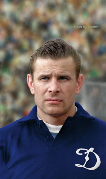 Lev Yashin Lev Yashin, Bayer Munich, Back In The Ussr, Best Football Players, Football Icon, Sports Hero, International Football, Retro Football, European Football