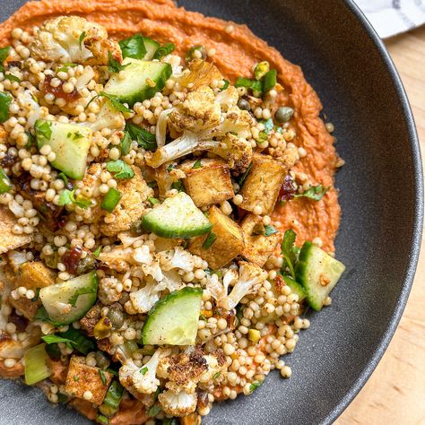 Sweet Potato Cauliflower Bowl, Bbq Roasted Cauliflower Bowl, Buddha Bowl Cauliflower, Roasted Cauliflower Quinoa Bowl, Roasted Cauliflower Burrito Bowl, Meal Bowls, Nourish Bowl, Clean Foods, Grain Bowls