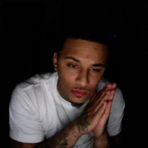 Kirko Bangz, Graduation Picture, Graduation Picture Poses, Graduation Pictures, Picture Poses, Camera Roll, Rappers, Singers, Mood Board