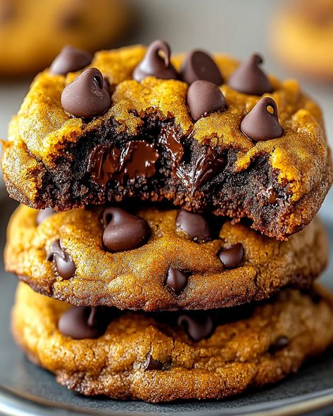 Double Chocolate Pumpkin Cookies – Soft & Gooey Treats - optimal recipes Chocolate Pumpkin Cookies, Optimal Recipes, Gluten Free Flour Recipe, Pumpkin Chip, Fall Baking Recipes, Cookies Soft, Chocolate Pumpkin, Pumpkin Chocolate Chip, Pumpkin Chocolate Chip Cookies