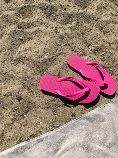 Hair In The Wind, Pink Flip Flops, Summer Flip Flops, Summer Fits, Summer Adventures, Key West, Pink Aesthetic, Womens Flip Flop, Girly Things