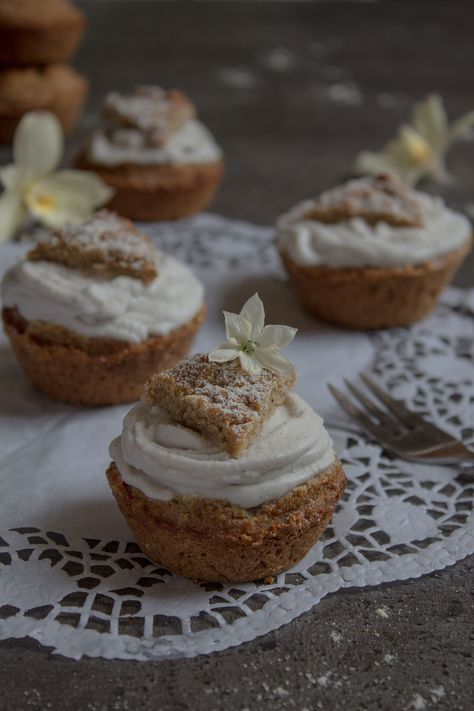 Semlor Buns, Swedish Desserts, Wipped Cream, Dessert Gluten Free, Cardamom Buns, Plant Based Desserts, Almond Paste, Coconut Butter, Vegan Sweets