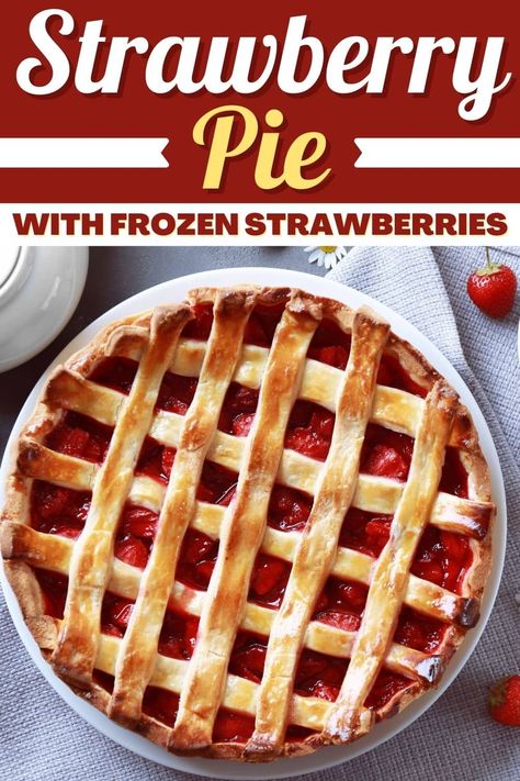 This homemade strawberry pie with frozen strawberries is the perfect year-round treat! Learn how to make this easy recipe and get tips for the best pie. Strawberry Pie Recipe With Frozen Strawberries, Strawberry Pie Frozen Strawberries, Strawberry Pie With Frozen Strawberries, Frozen Strawberry Pie, Red Beans And Rice Recipe Crockpot, Homemade Strawberry Pie, Frozen Strawberry Recipes, Baked Strawberry Pie, Strawberry Pie Recipe