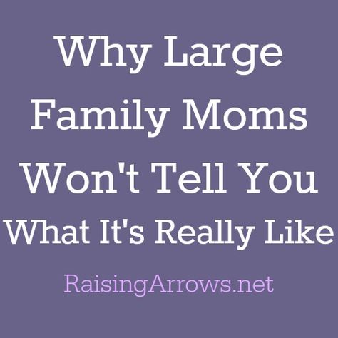 You think large family moms have it all together, but what if you found out large family moms are just like you? Big Family Life, French Parenting, Large Families Living, Biblical Motherhood, Big Families, Motherhood Encouragement, Family Tips, Better Mom, Mom Thoughts