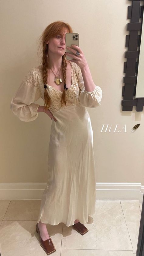 Florence Welch Instagram, Florence Welch Tattoo, Florence Welsh, Florence Welch Style, Concert Dresses, Florence Welch, April 27, Insta Stories, Lungs