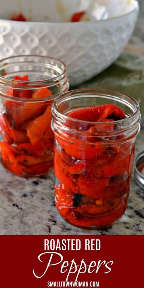 How To Roast Peppers, Roast Red Peppers, Roasted Red Peppers Recipes, Roast Peppers, Canning Peppers, Sandwiches And Wraps, Red Pepper Recipes, Preserving Vegetables, Small Town Woman