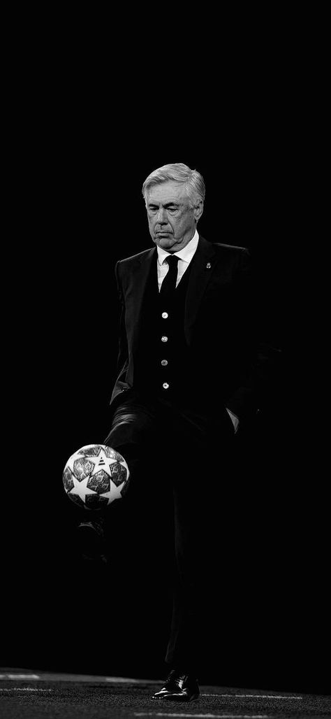 Ancelotti 🤨🤵 Real Madrid Manager, Trade Logo, Benfica Wallpaper, Peaky Blinders Wallpaper, Paolo Maldini, Real Madrid Team, Don Carlos, Grunge Pictures, Real Madrid Wallpapers