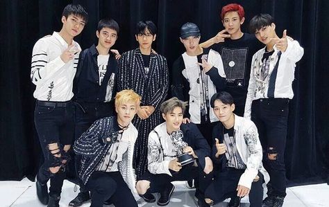 Exo Group Photo, Exo Group, Exo Ot9, Zhang Yixing, Exo We Are One, Kim Jongin, Group Photo, Do Kyungsoo, Oh Sehun