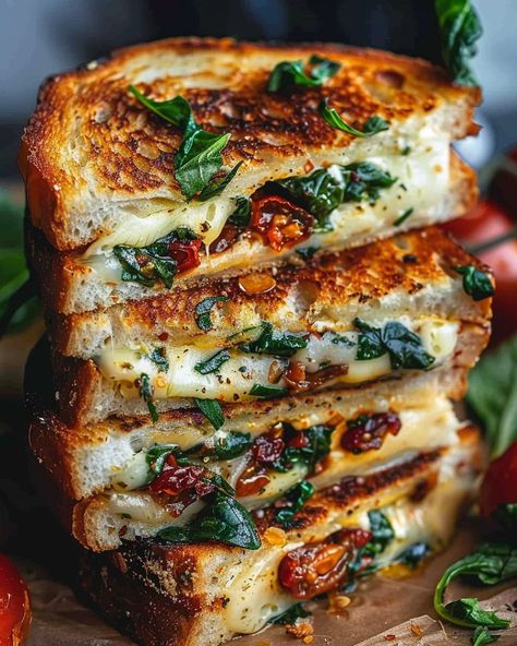 Mediterranean Spinach Grilled Cheese - Miarecipes Spinach Grilled Cheese Sandwich, Grilled Cheese With Spinach, Mediterranean Spinach Grilled Cheese, Grilled Cheese With Goat Cheese, Greek Grilled Cheese, Mediterranean Brunch Ideas, Mediterranean Diet Sandwiches, Spinach Sandwich Recipes, Lunch For Men