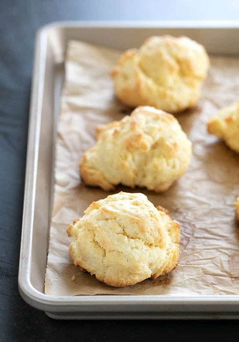 Butter Drop Biscuits, Gluten Free Drop Biscuits, Lyme Diet, Cookie Muffins, Einkorn Bread, Drop Biscuits Recipe, Flour Biscuits, Einkorn Recipes, Grain Recipes