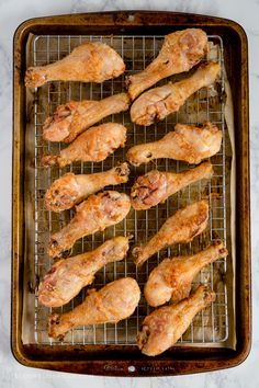 Learn how to bake chicken in the oven in three easy steps with this Easy, Crispy Oven Baked Chicken recipe! So simple and healthier than frying! Crispy Drumsticks, Oven Baked Drumsticks, Oven Baked Chicken Drumsticks, Drumsticks Oven, Baked Drumsticks, Oven Baked Chicken Legs, Chicken In The Oven, Easy Oven Baked Chicken, Drumsticks Recipe