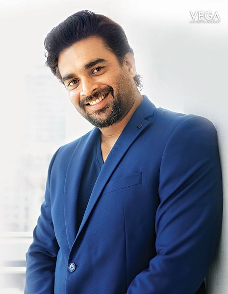 Madhavan Actor, Kitchen Design Indian, Tamil Actors, R Madhavan, Bollywood Men, Vegas Birthday, Happy Diwali Images, Indian Actors, Diwali Images