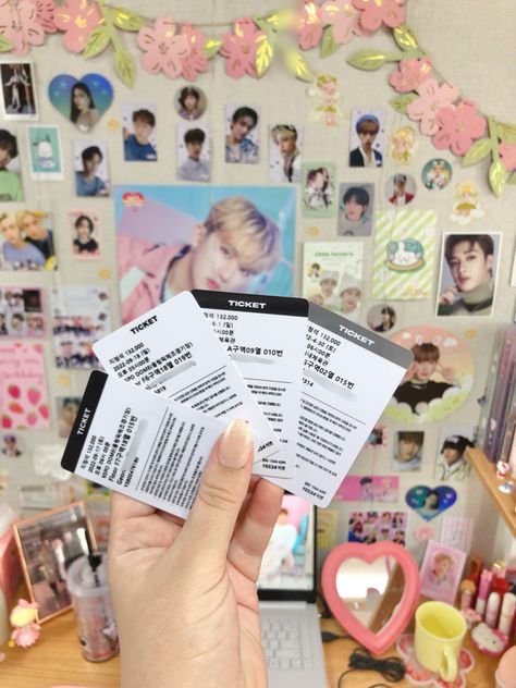 Skz Concert Ticket, Kpop Concert Ticket, Enhypen Ticket Concert Prank, Skz Tickets, Stray Kids Concert, Kpop Diy, Vip Tickets, Visual Board, Concert Aesthetic