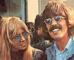 Get George Harrison Pattie Boyd, Beatles Girl, Pattie Boyd, Beatles George Harrison, Beatles Love, Bug Boy, Beatles Photos, Something In The Way, The Fab Four