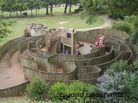 laberinto para petits ciudadanos en Canterbury The Canterbury Tales, Cool Playgrounds, Outdoor Play Spaces, Play Garden, Canterbury Tales, Diy Playground, United Kingdom Travel, Park Playground, Children's Garden