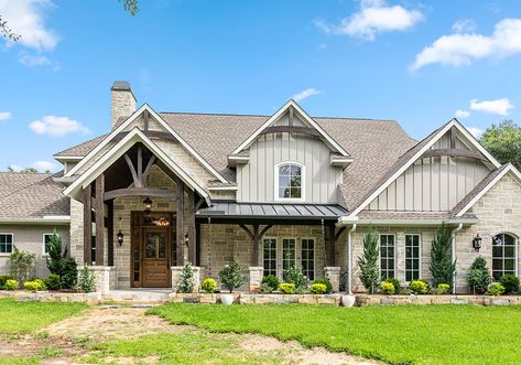 Board And Batten Chimney Exterior, Exterior Bungalow, Craftsman Home Exterior, Tennessee House, Ranch House Remodel, Gable Trim, Stone Exterior Houses, Gable House, House Front Porch