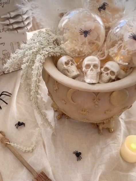 31 Neutral Halloween Aesthetic Pictures » Lady Decluttered Neutral Halloween Tablescape, Whimsical Witch Costume, Journaling Accessories, Romanticizing Fall, Neutral Halloween Decor, Diy Journaling, Neutral Halloween, Chic Halloween Decor, Halloween Decor Diy