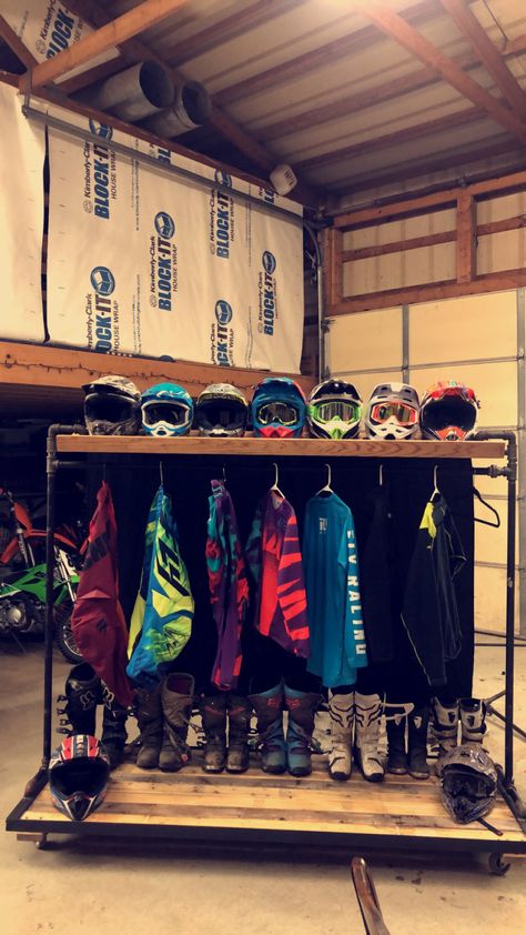 Dirt Bikes Aesthetic, Bike Closet, Dirt Bike Room Ideas, Dirt Bike Gear Storage, Dirt Bike Shop Ideas, Motocross Gear Organization, Bike Gear Storage, Dirt Bike Trailer Set Up, Dirt Bike Mom