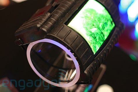 Video: Flexible OLED display for your MJOLNIR armor Mjolnir Armor, Wrist Computer, Computer Ideas, Wearable Computer, Tactical Armor, Orange Accessories, Pi Projects, Military Design, Wrist Wear