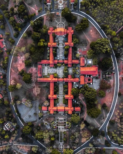 Magnificent aerial view of the University of Ghana Legon Ghana Travel, Ghanaian Wedding, University Of Ghana, Ghana Wedding, Travel Noire, Dream House Rooms, Bella Naija Weddings, Accra, Free Boxes