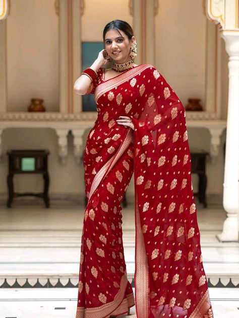 Elevate your style with our stunning Semi Banarasi Georgette sarees! Perfect blend of tradition & elegance. Shop now and shine at every occasion! ✨👗 Explore the collection: [https://www.virajafashionista.com/collections/semi-banarasi-sarees/Banarasi-sarees] Fancy Tassels, Box Folding, Khadi Saree, Jacquard Blouse, South Indian Sarees, Indian Silk Sarees, Fancy Wedding, Party Kleidung, Red Saree