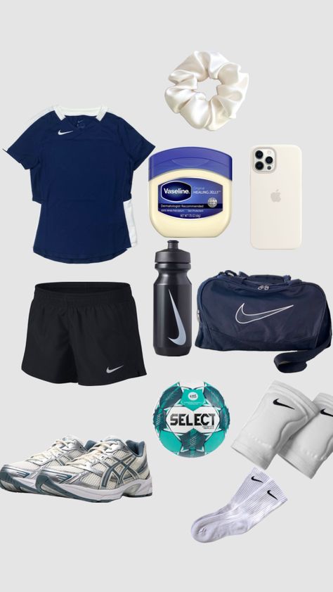 #handball #sport #outfitinspo #navyblue #navy #pintrest #volleyball #sportinspo #sportsoutfit Netball Outfits, Handball Players, Soccer Bag, Sporty Aesthetic, Quick Outfits, Lazy Outfits, Volleyball Hairstyles, Athletic Outfits, Sport Girl