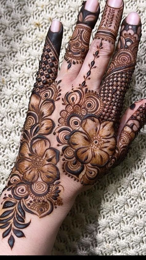 Arbi Mehndi Design, Punjabi Mehndi, Latest Finger Mehndi Designs, Beautiful Simple Mehndi Design, Short Mehndi Design, Beautiful Mehndi Designs, Khafif Mehndi Design, Punjabi Culture, Very Simple Mehndi Designs