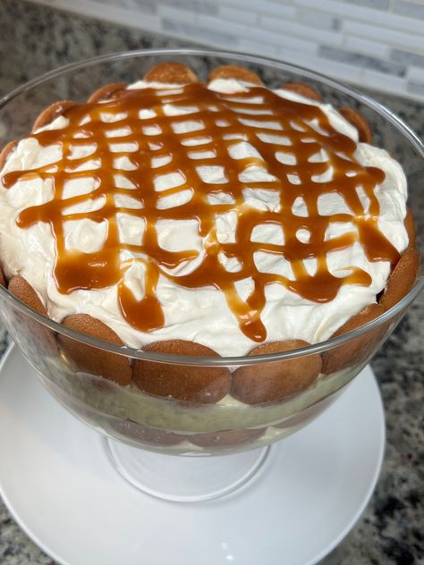 Caramel Banana Pudding, Spilling The Sweet Tea, German Chocolate Pie, Banana Pudding Trifle, German Chocolate Pies, Homemade Salted Caramel, Trifle Pudding, Caramel Pudding, Trifle Desserts