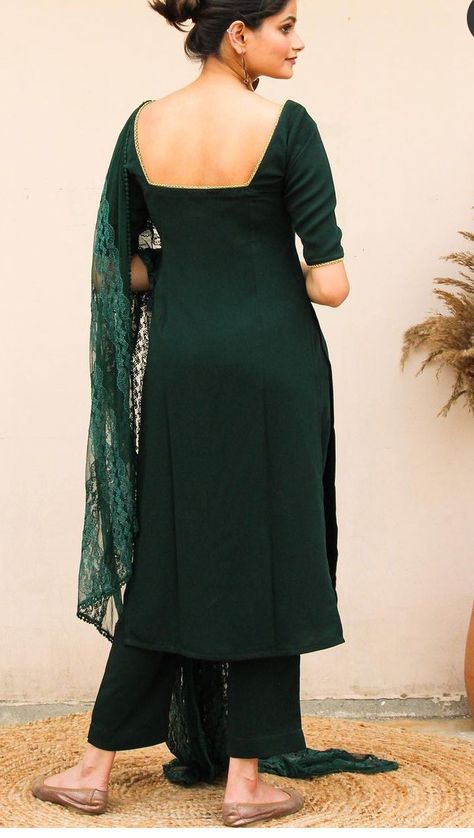 Kurti Nack Design Square, Back Gala Design Suit, Long Kurta Designs, Latest Kurti Designs, Punjabi Dress Design, Stylish Kurtis Design, Model Accessories, Simple Kurta Designs, Simple Kurti Designs