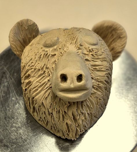 Ceramic Bear, Clay Bear, Clay Stuff, Bear Head, Forest School, Clay Sculpture, Black Bear, Clay Art, School Ideas