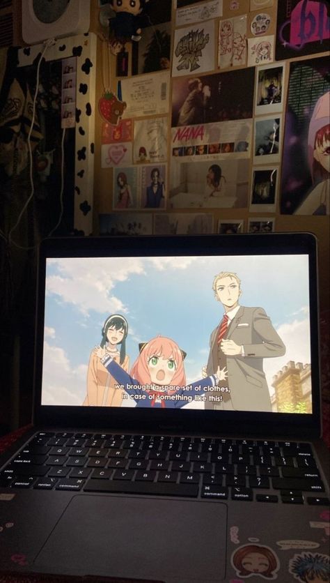 Watching Studio Ghibli On Laptop, Anime On Laptop, Watching Anime Aesthetic, Watching Drama On Laptop, Anime On Laptop Aesthetic, Queerplatonic Relationship, Watching Anime, Ghost Videos, Anime Halloween