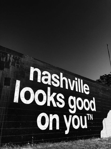 nashville looks good on you nashᵀᴺ mural on Nolensville Road: painted October 19, 2018 painted over April 28, 2023 We are both the creators of and mural artists for all of the nashville looks good on youᵀᴺ murals and merchandise. This is our artwork shared with the city. Nashville Looks, Nashville Aesthetic, Nashville Map, Nashville Photography, Nashville Bars, Nashville Murals, Country Strong, Nashville Trip, October 19