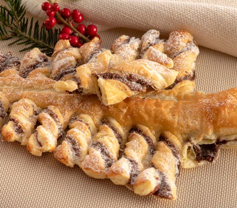 Dualit Recipe | Cinnamon Sugar Pastry Christmas Tree Pastry Christmas Tree, Christmas Pastry, Pastry Christmas, Christmas Tree Food, Cinnamon Filling, Christmas Pastries, Christmas Buffet, Small Appetizers, Christmas Entertaining