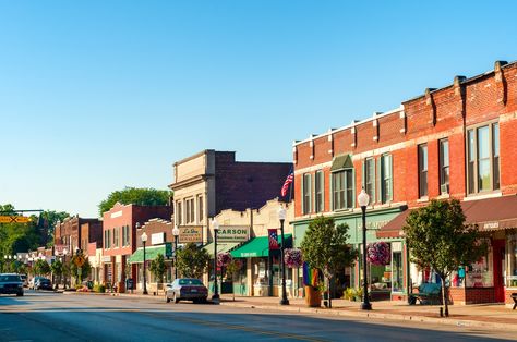 Small Town Living, Small Town America, Urban Area, Architectural Digest, Great Lakes, Small Town, Main Street, Small Towns, Ohio