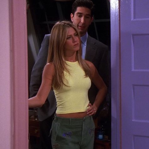 Estilo Rachel Green, Rachel Green Hair, Rachel Green Style, Rachel Green Outfits, Rachel Friends, 90’s Outfits, Ross And Rachel, Jennifer Aniston Hot, Jenifer Aniston