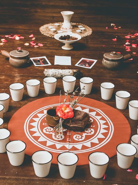 Cacao Ceremony Aesthetic, Womens Circles, Wellness Rituals, Cacao Ceremony, Ceremonial Cacao, Women's Circle, Nails Spa, Santa Marta, Hen Do