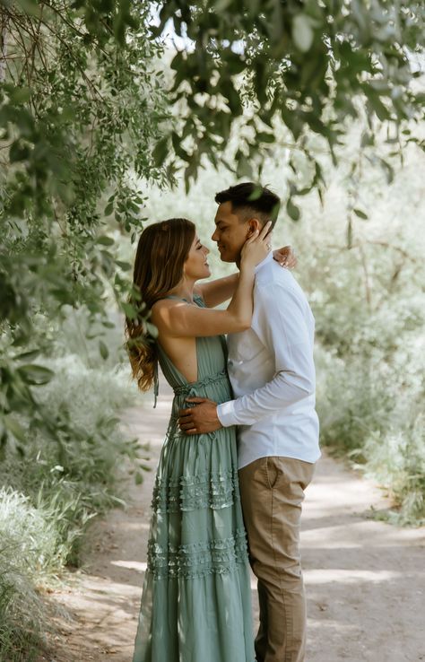 Engagement Shoot Outfits Spring, Sage Engagement Pictures, Engagement Photos Sage Green, Engagement Photo Outdoor, Long Dress Engagement Photos, Olive Green Couple Outfit, Engagement Photos Outfits Green, Garden Engagement Pictures Outfits, Sage Green Engagement Pictures