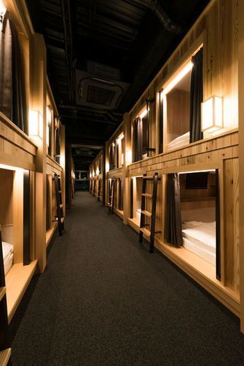 Hotel Room Decoration, Bunk Bed Rooms, Dormitory Room, Hostels Design, Hostel Room, Bunk Beds Built In, Capsule Hotel, Bunk Rooms, Small Hotel