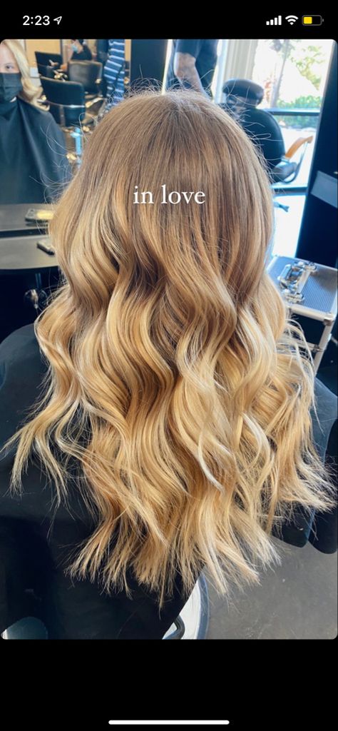 Golden Blonde With Lowlights, High And Low Lights Hair Blonde Balayage Highlights, Yellow Blonde Highlights, Fall Blonde Hair Color Low Lights Caramel Highlights, Brown Lowlights, Fall Blonde Hair Color, Blonde Lowlights, Fall Blonde Hair, Yellow Blonde