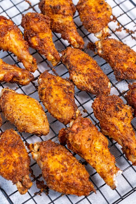 Wings With Baking Powder, Baking Powder Chicken Wings, Oven Chicken Wings, Baked Chicken Wings Oven, Wings In The Oven, Crispy Baked Chicken Wings, Crispy Oven Baked Chicken, Chicken Breast Crockpot Recipes, Chicken Shawarma Recipe