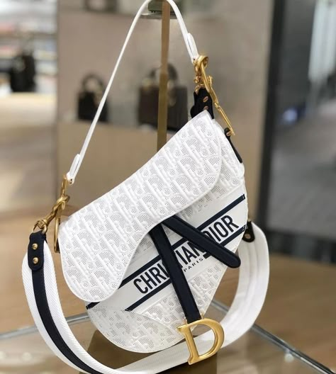 Fashion must have Name Brand Purses, Christian Dior Saddle Bag, Brand Purses, Banana Bag, Luxury Bags Collection, Womens Designer Bags, Dior Saddle, Dream Bags, Girly Bags