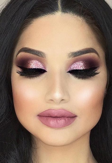 Rose gold Rosa Make-up, Makeup Cantik, New Makeup Ideas, Make Up Designs, Nails Valentines, Special Makeup, Bridesmaid Ideas, Make Up Inspiration, Valentines Day Makeup