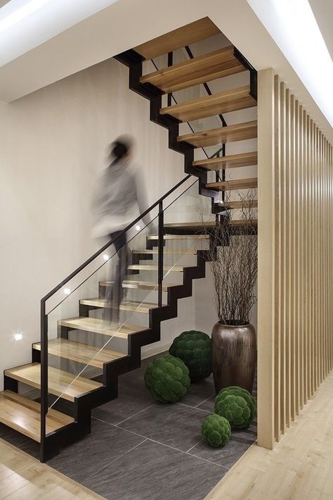 Beam Staircase, Glass Guardrail, Staircase Straight, Staircase In Living Room, Stairs Cladding, تحت الدرج, Staircase Design Modern, Stairs Design Interior, Stair Railing Design