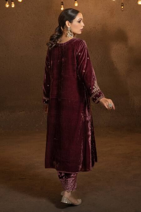 Buy Wine Silk Velvet Embroidery Dabka Round A-line Yoke Kurta Set For Women by Glittire by Sakshi Verma Online at Aza Fashions. Velvet Kurta Designs, Velvet Suit Designs Pakistani, Velvet Palazzo, Velvet Suit Design, Velvet Kurta, Kurta And Palazzo, Velvet Embroidery, Velvet Dress Designs, Velvet Suit