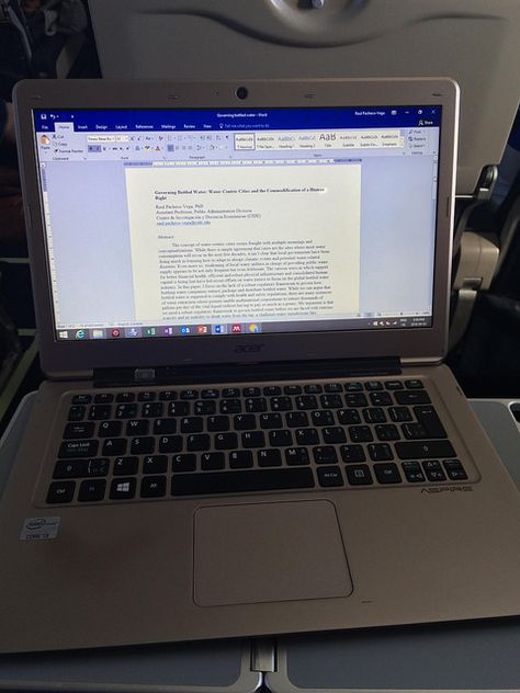 #AcWri on the plane (finishing a paper) Research Aesthetic, Writer Core, Richard Papen, Author Aesthetic, Author Inspiration, Writing Nook, Dream Reality, Writing School, Small Business Planner