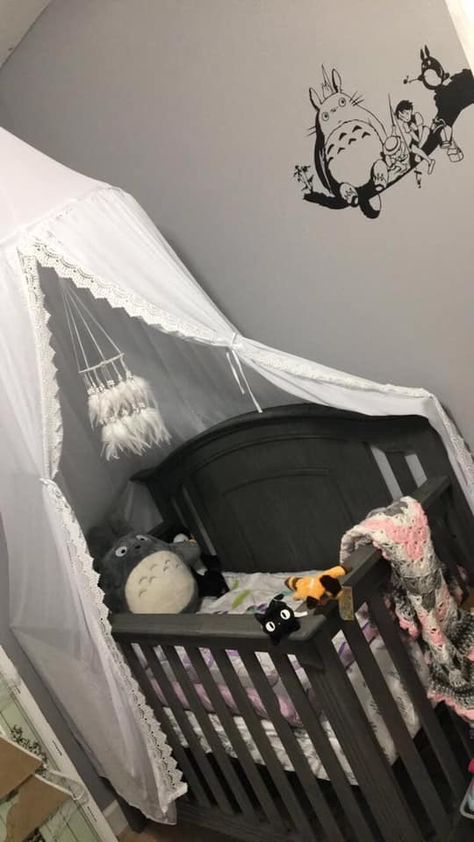 My Neighbor Totoro Room Ideas, Totoro Nursery Ideas, Totoro Themed Room, My Neighbor Totoro Nursery, Studio Ghibli Baby Room, My Neighbor Totoro Baby Nursery, Studio Ghibli Nursery, Totoro Bedroom, Ghibli Nursery