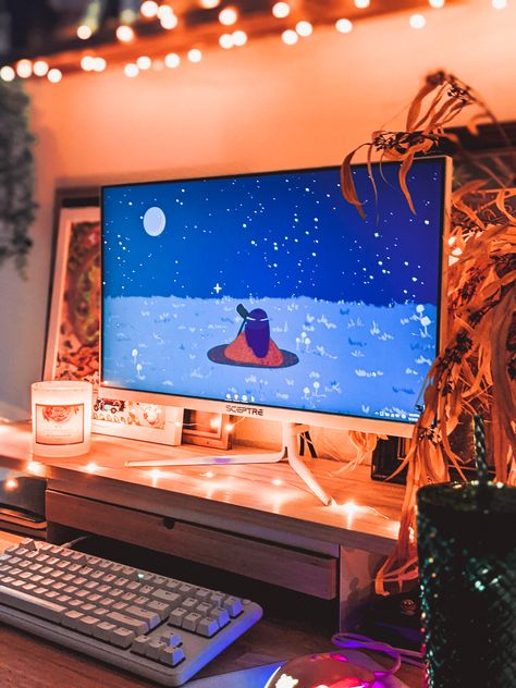 ANIMATED desktop wallpaper of a cozy gal gazing at the stars ~ Also perfect as a cozy twitch stream screen with stars :) Animated Desktop Wallpaper, Streamer Setup, Night Sky Background, Cozy Gamer, Setup Gamer, Twitch Stream, Cozy Night, Animation Background, Desktop Wallpapers