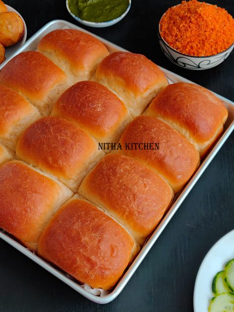 Perfect Egg Free Dinner rolls Eggless Ladi Pav From Scratch Video Recipe Pav Buns Recipe, Vanilla Yogurt Cake, Orange Creamsicle Cupcakes, Vanilla Sponge Cake Recipe, Orange Buttercream Frosting, Homemade Orange Juice, Pav Recipe, Bbq Desserts, Orange Buttercream